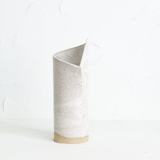Satin white Vase 3
