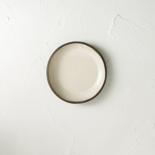 Satin cream dark chocolate Plate